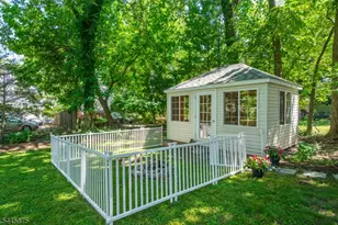 181 Valley Rd, Montclair, NJ 07042 - Photo 4