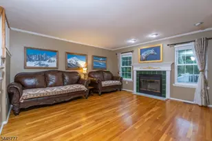 103 Porter Way E, Bridgewater Twp., NJ 08807 - Photo 4