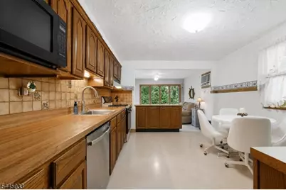 150 Darling Ave, Bloomfield, NJ 07003 - Photo 8