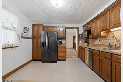 150 Darling Ave, Bloomfield, NJ 07003 - Photo 10