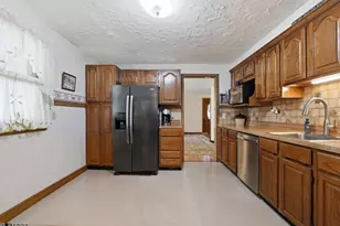 150 Darling Ave, Bloomfield, NJ 07003 - Photo 10