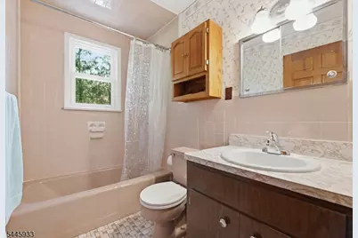 150 Darling Ave, Bloomfield, NJ 07003 - Photo 28