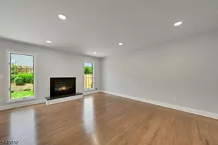 32 Adler Ct, Rockaway, NJ 07866 - Photo 8
