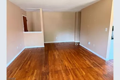 401 Highway22B33U8 #H, North Plainfield, NJ 07060 - Photo 2