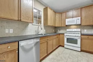 143 Conover Terrace, Lebanon, NJ 08833 - Photo 4