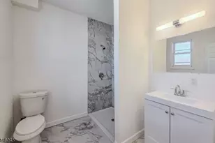 86-88 Abinger Pl, Newark, NJ 07106 - Photo 10