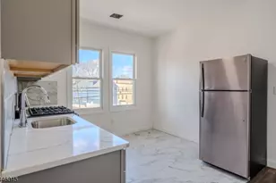 86-88 Abinger Pl, Newark, NJ 07106 - Photo 2