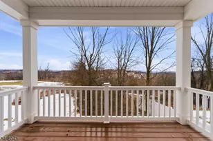 22 Oakwood Blvd, Union Township, NJ 08827 - Photo 12