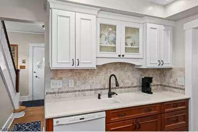 141 Overlook Ave, Boonton Town, NJ 07005 - Photo 10