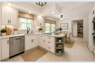 4 Tracey Ln, Sparta Township, NJ 07871 - Photo 14