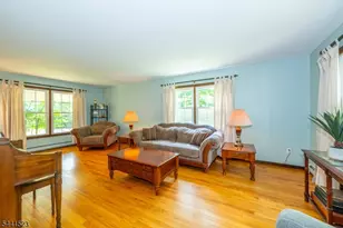 4 Tracey Ln, Sparta Township, NJ 07871 - Photo 6