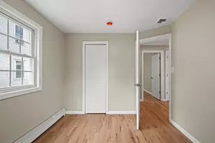 27 Kenter Pl, Clifton, NJ 07012 - Photo 12