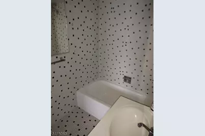 301 Beech St #7E, Hackensack, NJ 07601 - Photo 16
