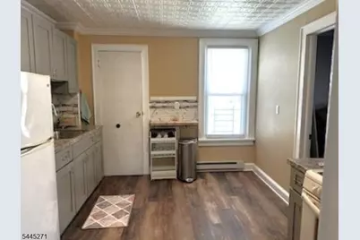 118 Lake Ave #2, Clifton, NJ 07011 - Photo 1