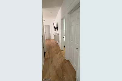 43 Bragaw Ave, Newark, NJ 07112 - Photo 8