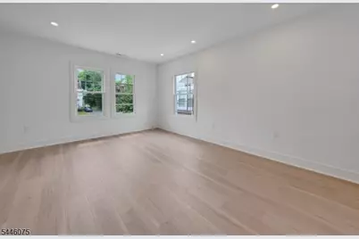 20 Lexington Ave #20B, Montclair, NJ 07042 - Photo 16