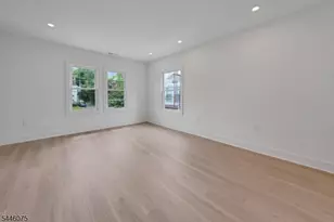20 Lexington Ave, Montclair, NJ 07042 - Photo 16