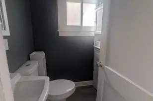 304 Front St, Belvidere, NJ 07823 - Photo 6