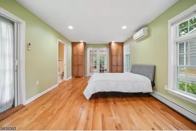 25 Tremont Ter, Livingston, NJ 07039 - Photo 18