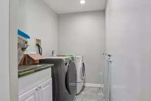25 Tremont Terrace, Livingston, NJ 07039 - Photo 20