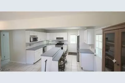 31 Dupont, Wayne, NJ 07470 - Photo 4