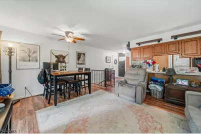 6 Sunrise Dr #3, Vernon, NJ 07462 - Photo 2