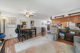 6 Sunrise Dr, Vernon, NJ 07462 - Photo 2