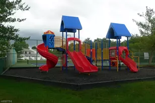 131 Irving Pl, Bernards Township, NJ 07920 - Photo 16
