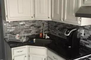 21 Civic Pl, Bloomfield, NJ 07003 - Photo 6