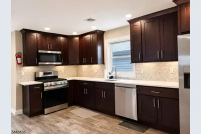 850 Rebecca Pl, Elizabeth, NJ 07201 - Photo 2