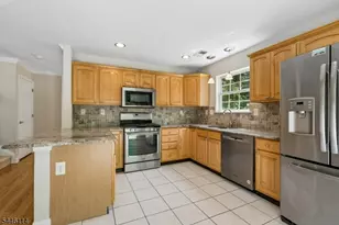 124 Constitution Way, Bernards Township, NJ 07920 - Photo 14