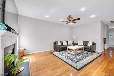 19 Gordon Cir, Parsippany, NJ 07054 - Photo 8