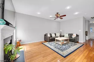 19 Gordon Cir, Parsippany, NJ 07054 - Photo 8