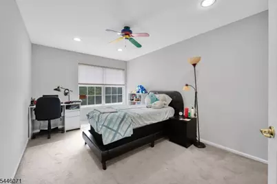 19 Gordon Cir, Parsippany, NJ 07054 - Photo 18