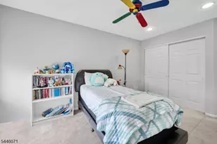 19 Gordon Cir, Parsippany, NJ 07054 - Photo 12