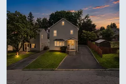 9 Chestnut St, Sussex, NJ 07461 - Photo 1
