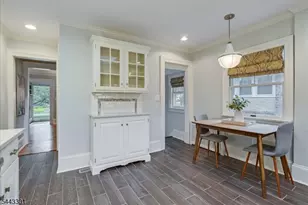 11 Windsor Pl, Montclair, NJ 07043 - Photo 16