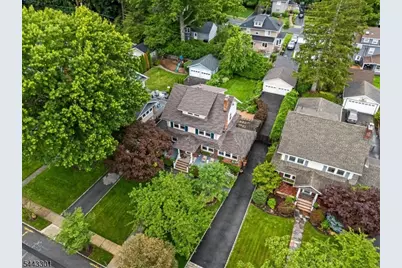 11 Windsor Pl, Montclair, NJ 07043 - Photo 42