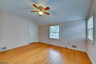 328 Plymouth Rd, Union Township, NJ 07083 - Photo 22