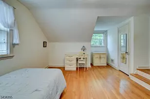 328 Plymouth Rd, Union Township, NJ 07083 - Photo 26