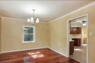 66 Maple St, Watchung, NJ 07069 - Photo 4