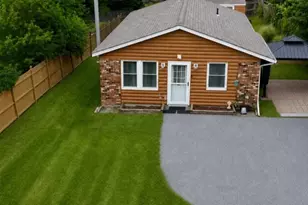 18 Prince St, Hamburg, NJ 07419 - Photo 1
