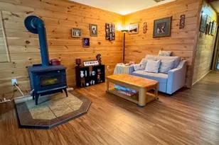 18 Prince St, Hamburg, NJ 07419 - Photo 8