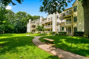 29 Timber Dr, Clifton, NJ 07014 - Photo 10