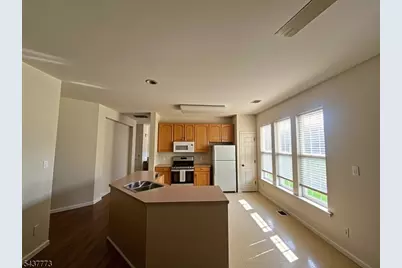 9 Buckingham Cir, White Township, NJ 07823 - Photo 10