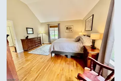 2 Hawthorne Pl, Bernards Township, NJ 07920 - Photo 6