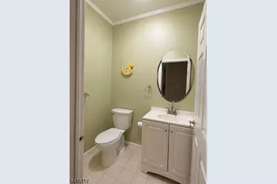 38 Gordon Cir, Parsippany, NJ 07054 - Photo 8