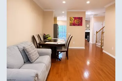 38 Gordon Cir, Parsippany, NJ 07054 - Photo 4
