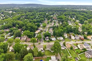 42 Evergreen Ave, Springfield, NJ 07081 - Photo 6