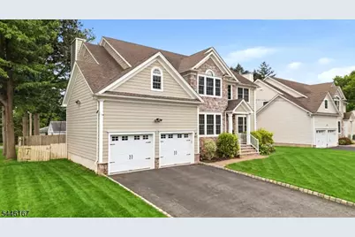 42 Evergreen Ave, Springfield, NJ 07081 - Photo 2